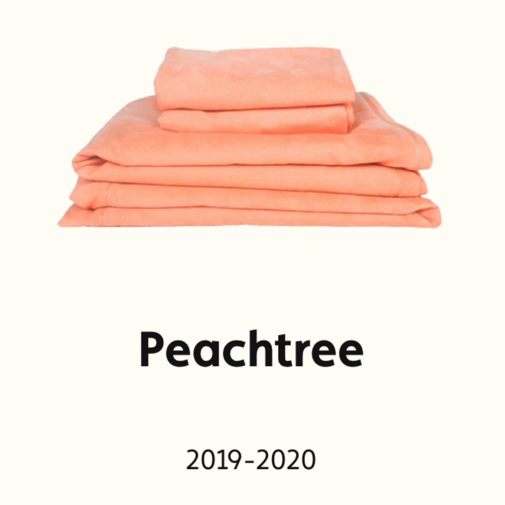 Nugget couch cover Peachtree